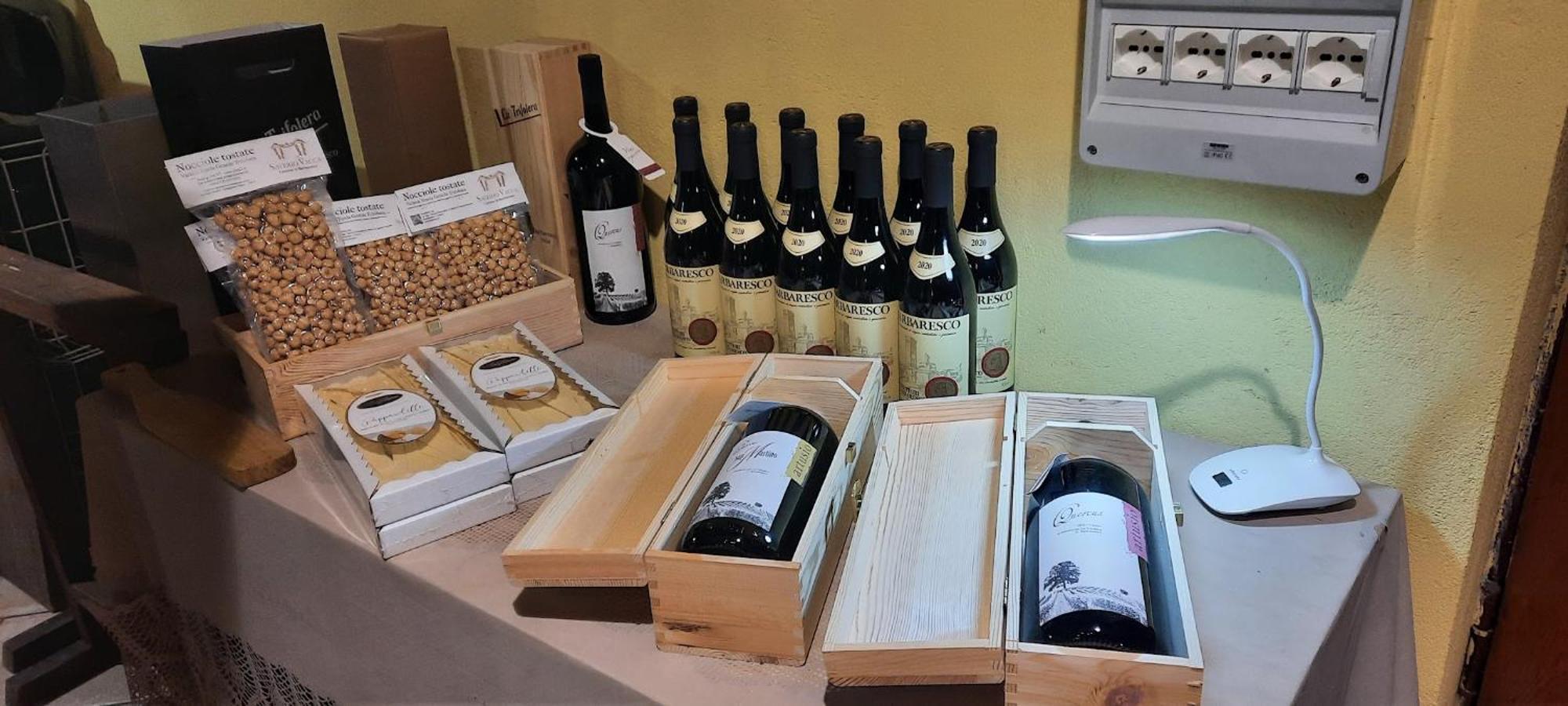 Ca Trifolera Barbaresco - Romantico Cascinale Con Antica Cantina Nel Cuore Delle Langhe - Degustazione Vini Nella Nostra Cantina Exterior foto